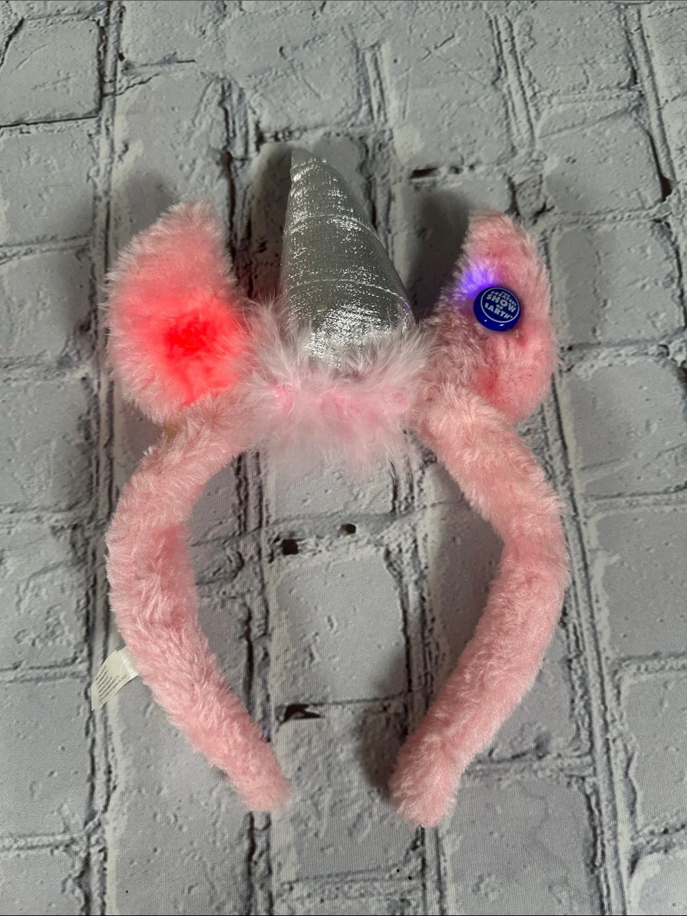 Ringling Bros Barnum Bailey Circus Pink Plush Unicorn Headband Flashes Lights